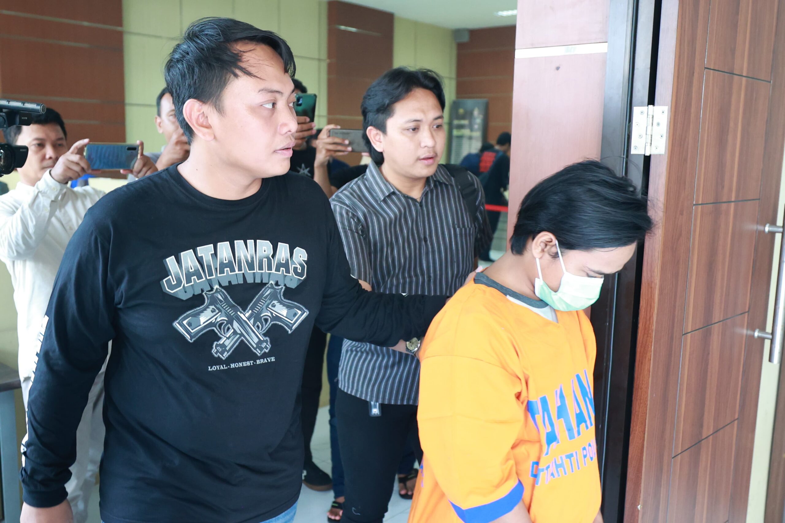 Polisi Berhasil Menangkap Komplotan Begal Bersajam Kerap Beraksi di Surabaya