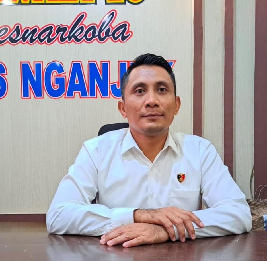 Polisi Berhasil Ungkap Peredaran Okerbaya, Tersangka dan Ribuan Pil Dobel L Diamankan di Nganjuk