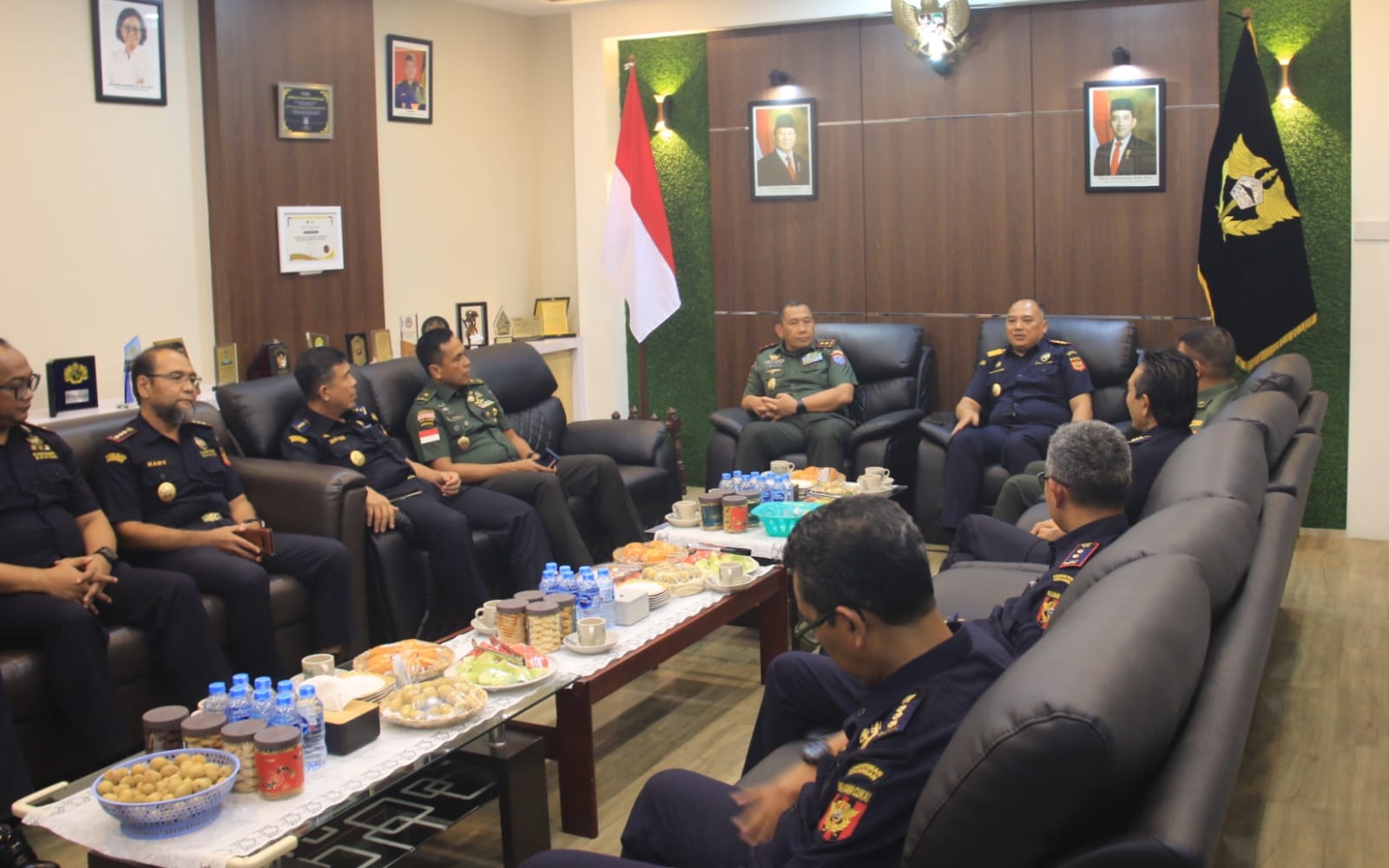 Pangdam Tanjungpura Silaturahmi Dengan Kepala DJBC Kalbagbar