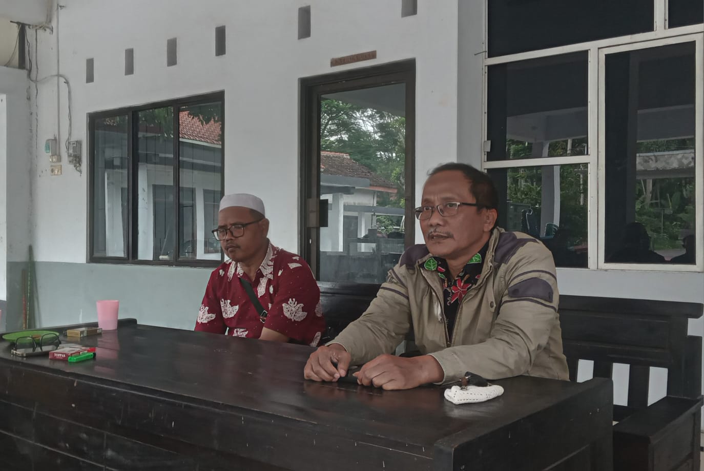 BLT DD Tiga Bulan Tidak Tersalurkan Hingga Lompat Tahun, Warga Jelbuk Gruduk Kantor Desa