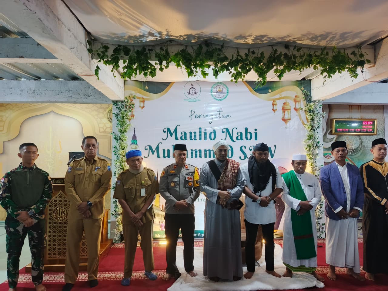 *Satgas Yonif 123/Rajawali Hadiri Peringatan Maulid Nabi Muhammad SAW di Wilayah Penugasan*