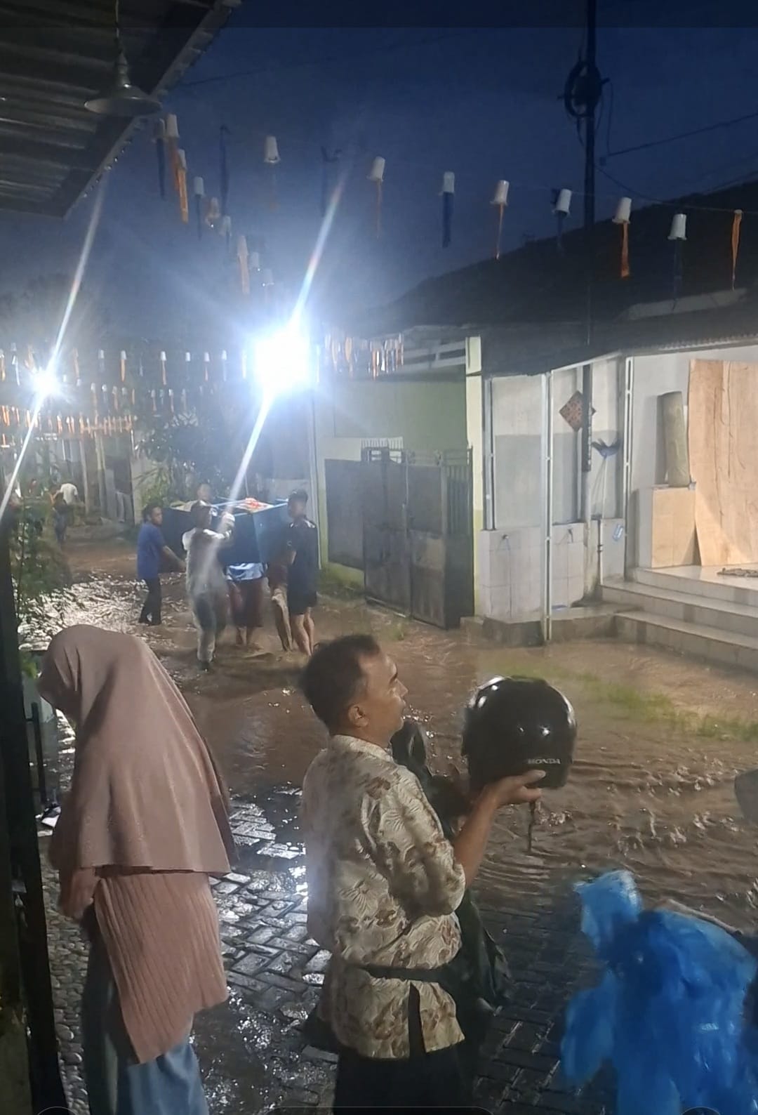 Banjir Terjang Villa Indah Tegal Besar, Dugaan Pelanggaran Izin dan Asas Keamanan Perairan Disorot